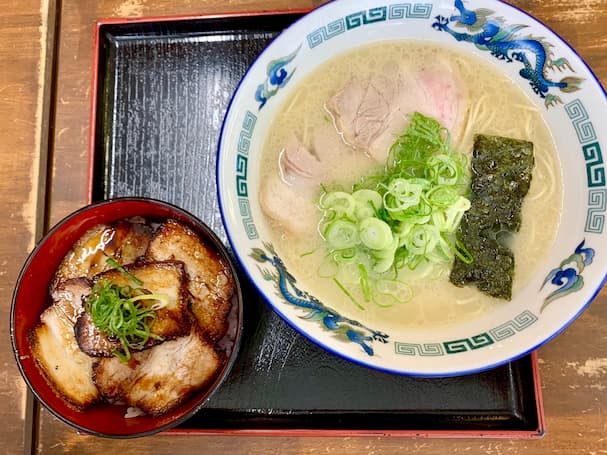 三福ラーメン(さんぷく) 昭和25年創業、4代目女性店主が引き継ぐ優しいラーメン【広川町】