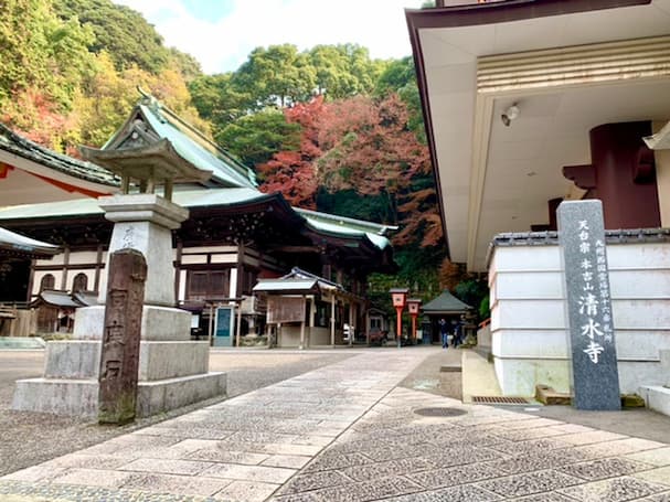 「本吉山 清水寺」安産・縁結び・子授けのご利益がある、みやま市を代表するお寺