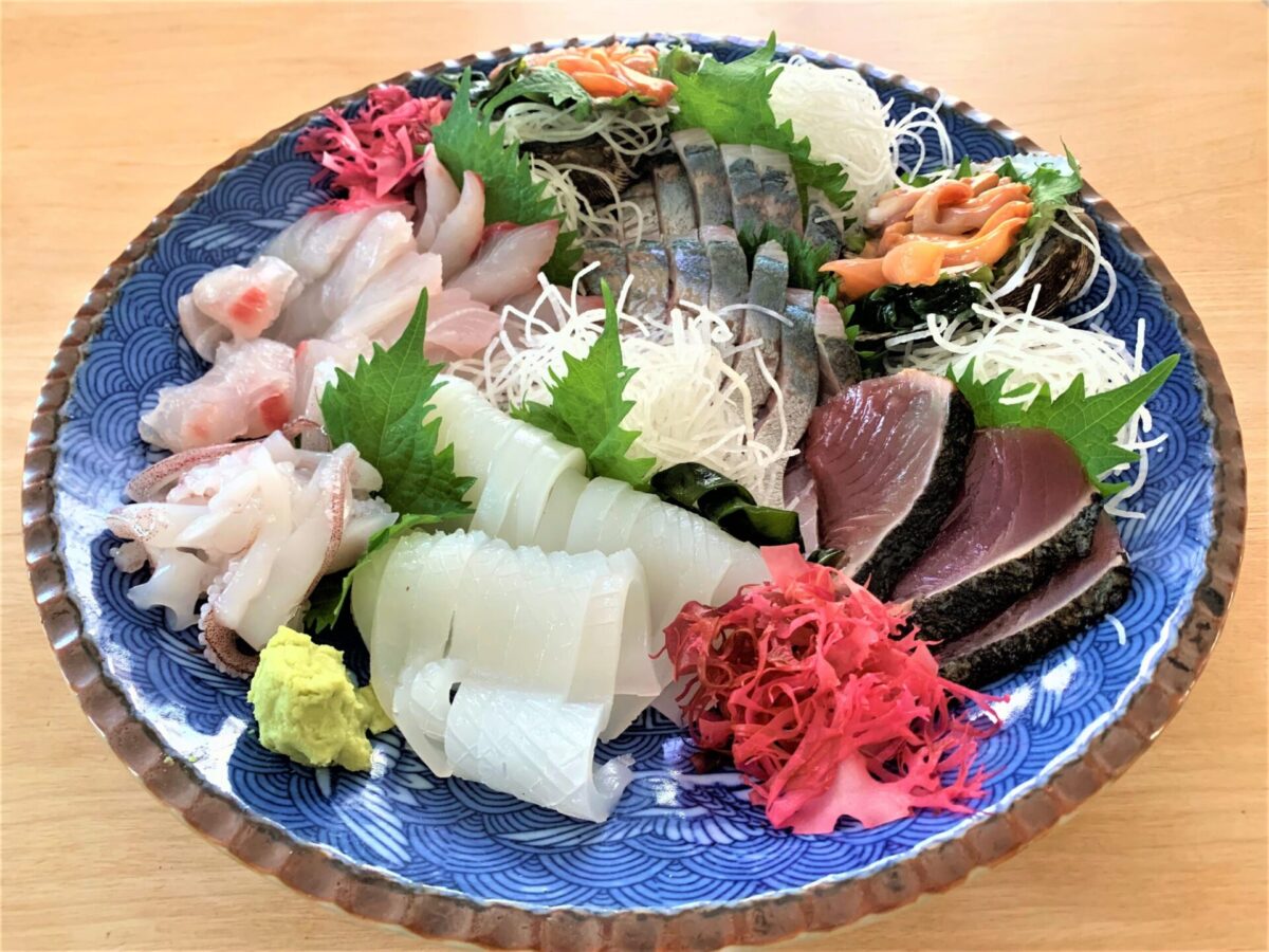 坂井鮮魚で３千円分の刺身盛り合わせを作ってもらったよ（大牟田市）