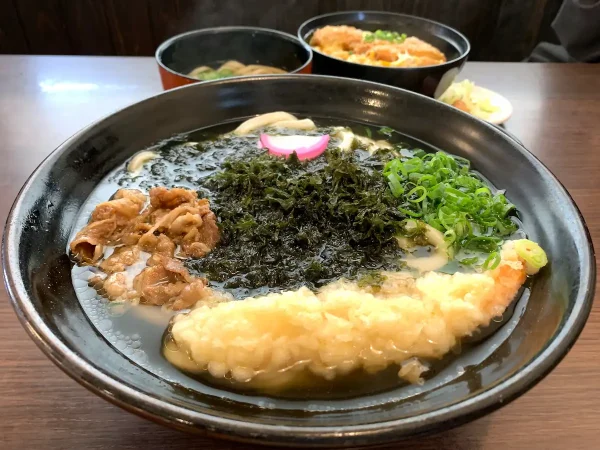 道の駅みやま近くの「鴨南うどん」がおいしいうどん店へ！「ももち浜ストア」4月1日放送