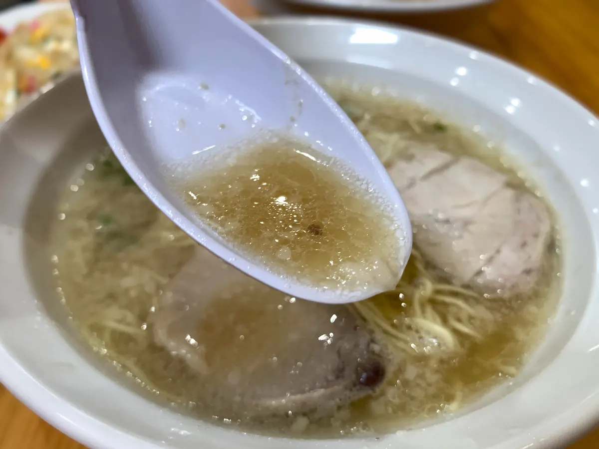 らーめん航八のラーメン