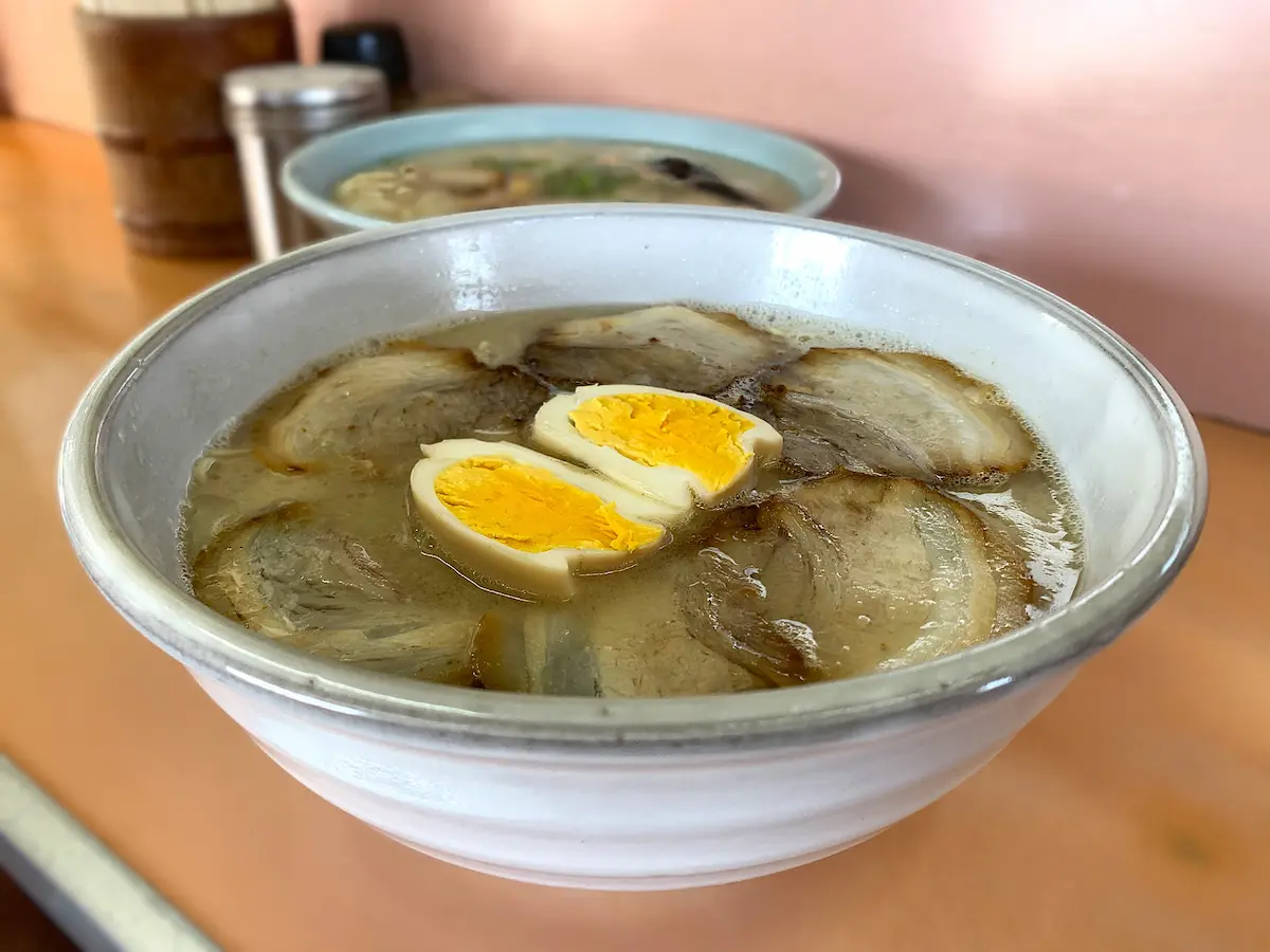 大晃ラーメン バイパス店の大盛特製ラーメン