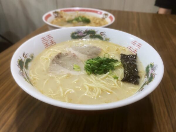 瓢（ひさご）ラーメン　黒木瞳さんおススメな八女黒木町のラーメン店で豚骨と味噌を食べ比べ