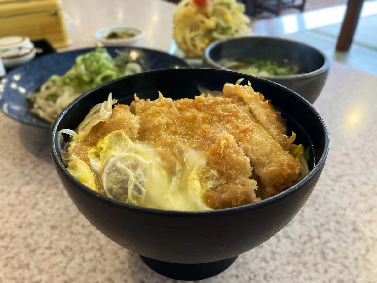 うどん茶房 麺楽のカツ丼＋ミニうどん