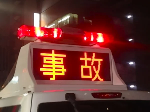 九州自動車道下りで男性がはねられ死亡　久留米IC～広川ICで通行止め続く