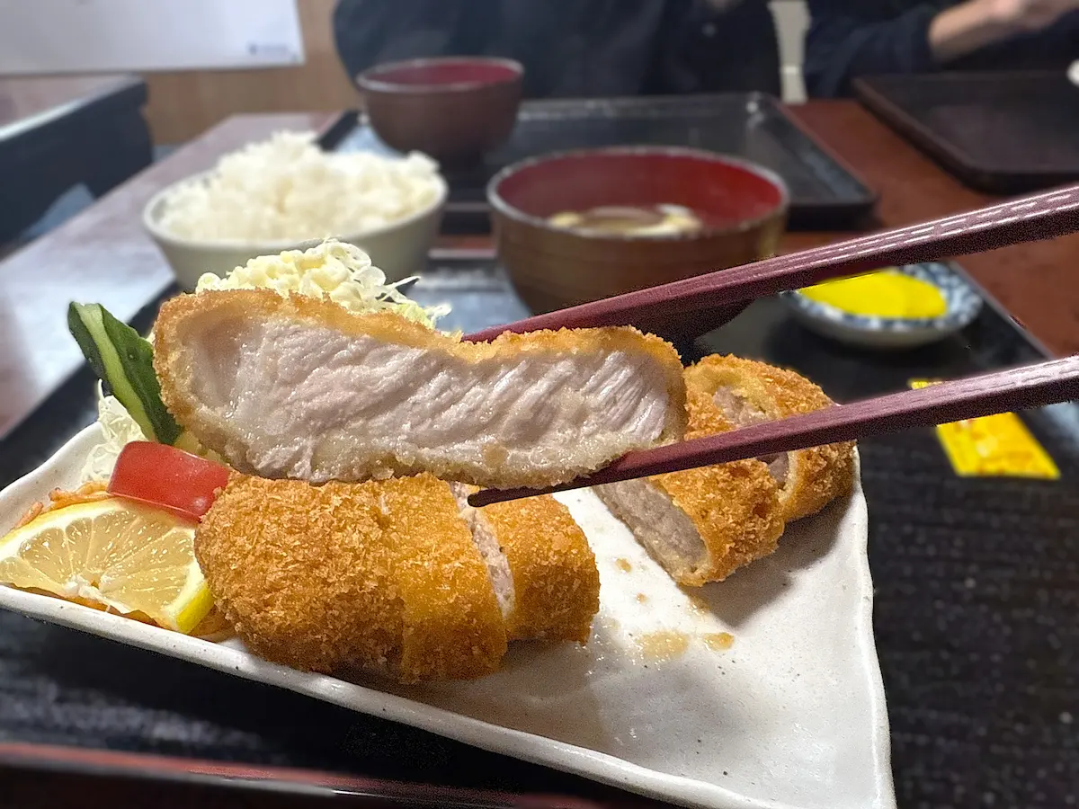 とん亭の上ロースかつ定食（約150g）