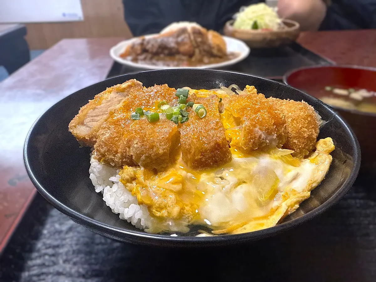 とん亭のとん亭丼（ロース100g）