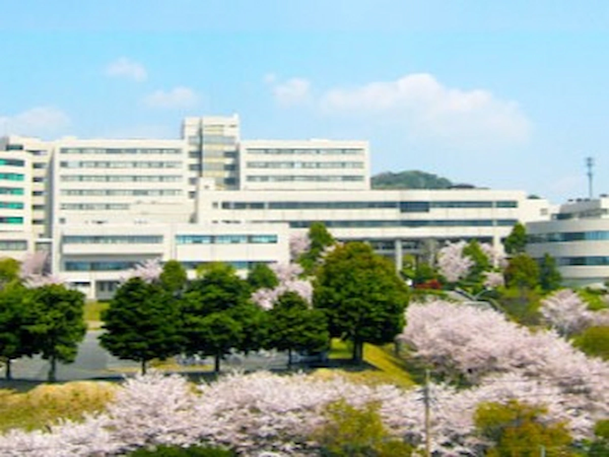 九州工業大学