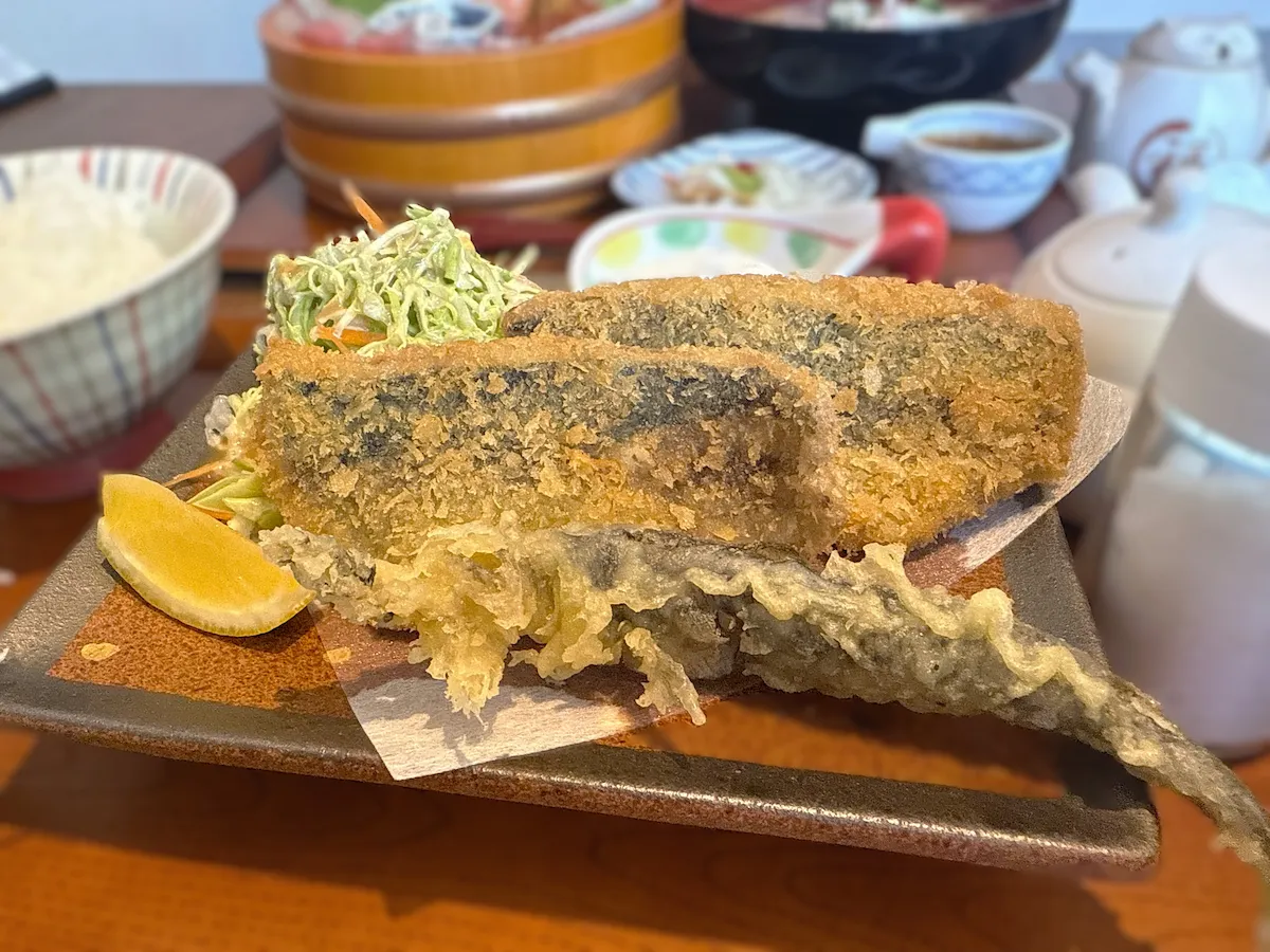松浦鮮魚店のアジフライ定食