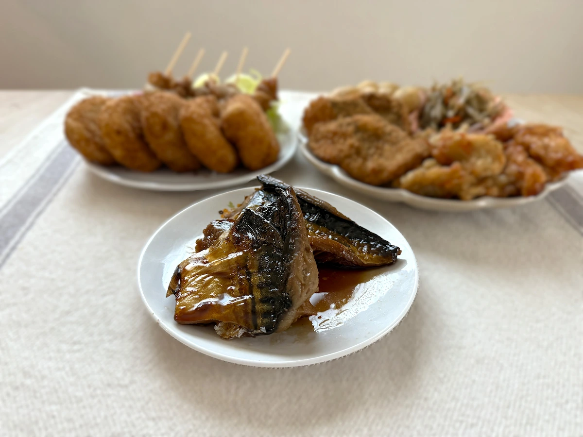 中上そう菜天ぷら店の総菜