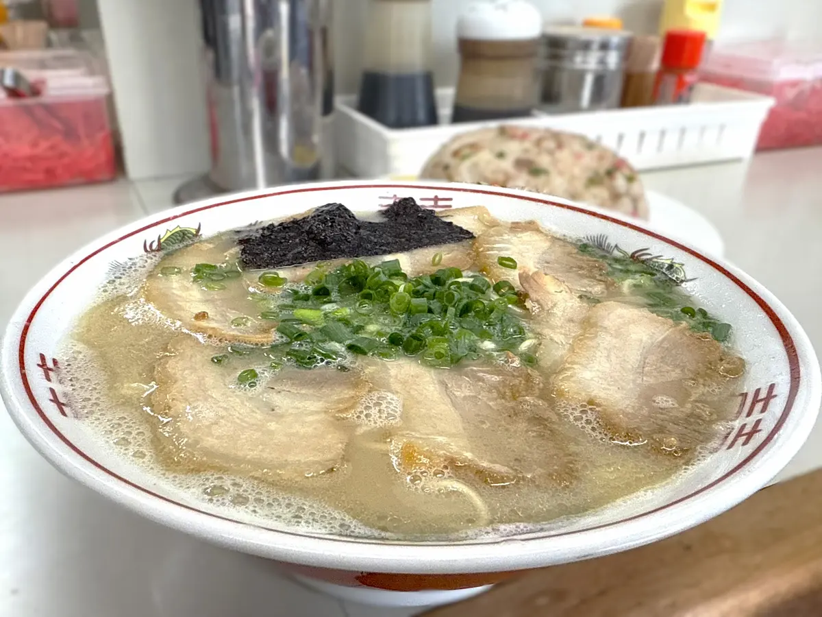 柳屋食堂のチャーシューメン