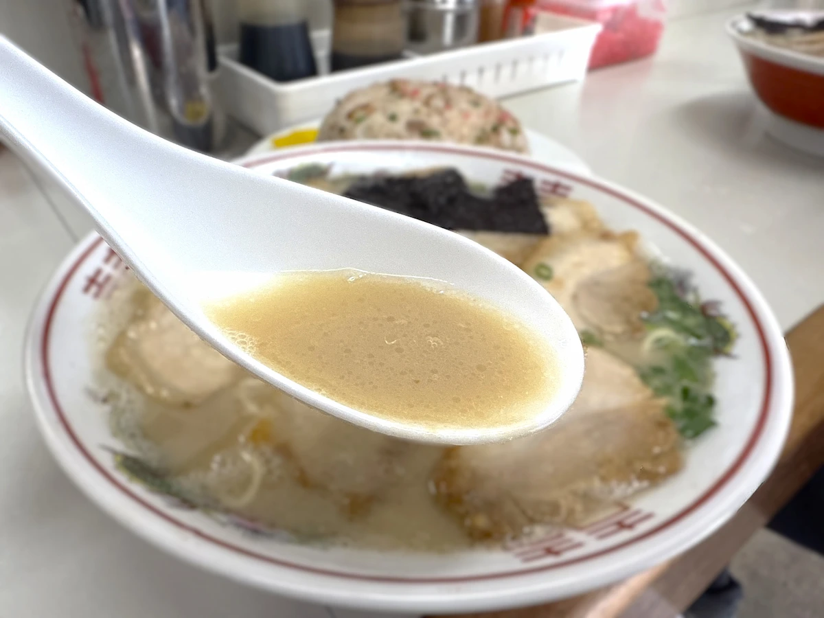 柳屋食堂のチャーシューメン