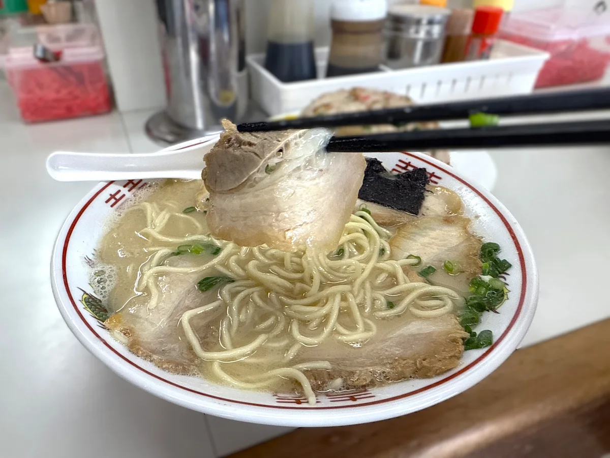 柳屋食堂のチャーシューメン