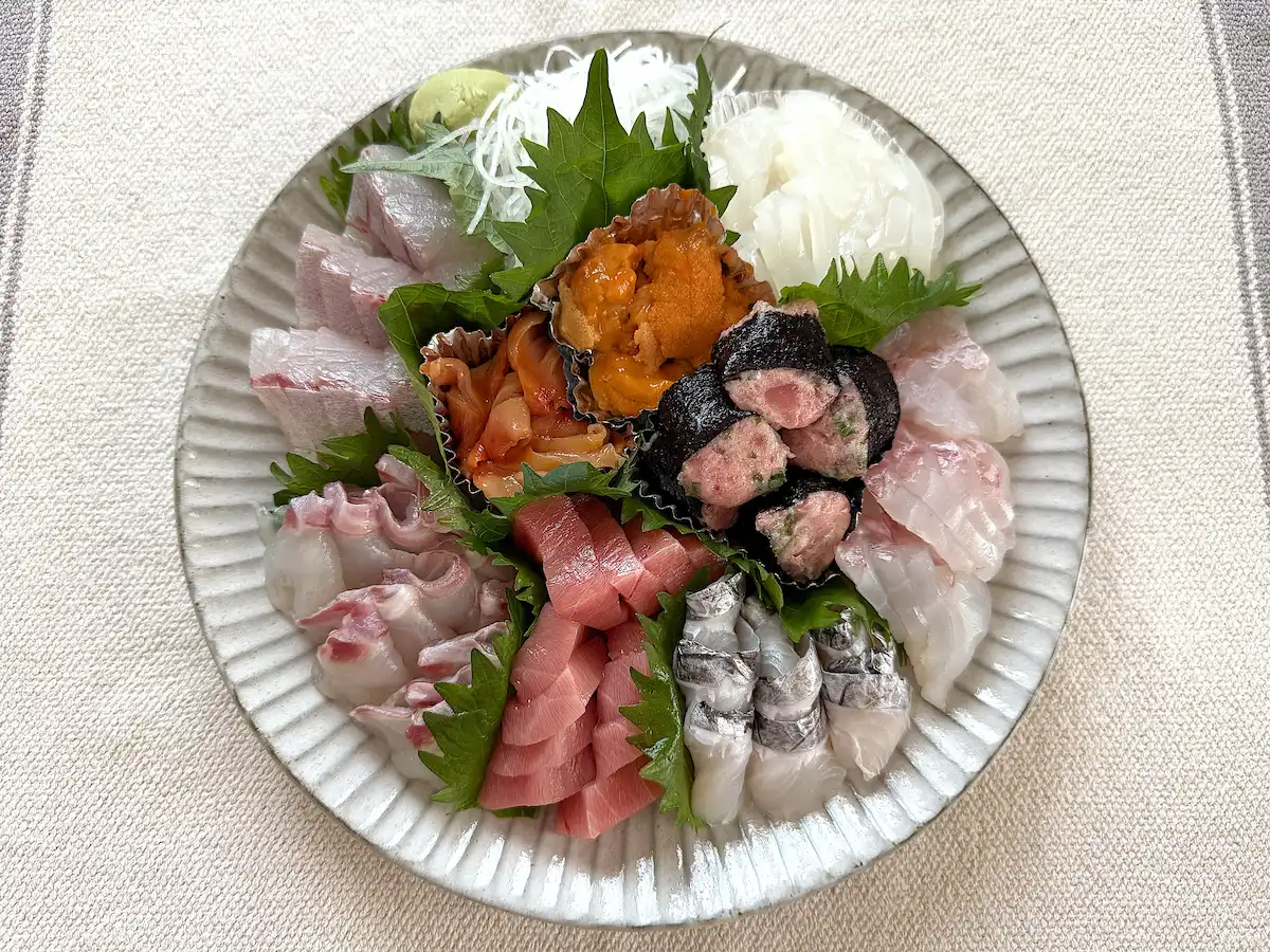 【筑後市グルメ】城後鮮魚店の豪華でコスパ良い刺身盛り合わせを食す!