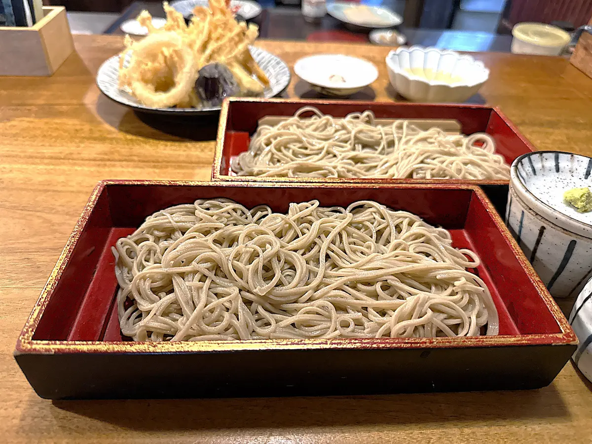 「そば季里 史蔵」の天もりそば
