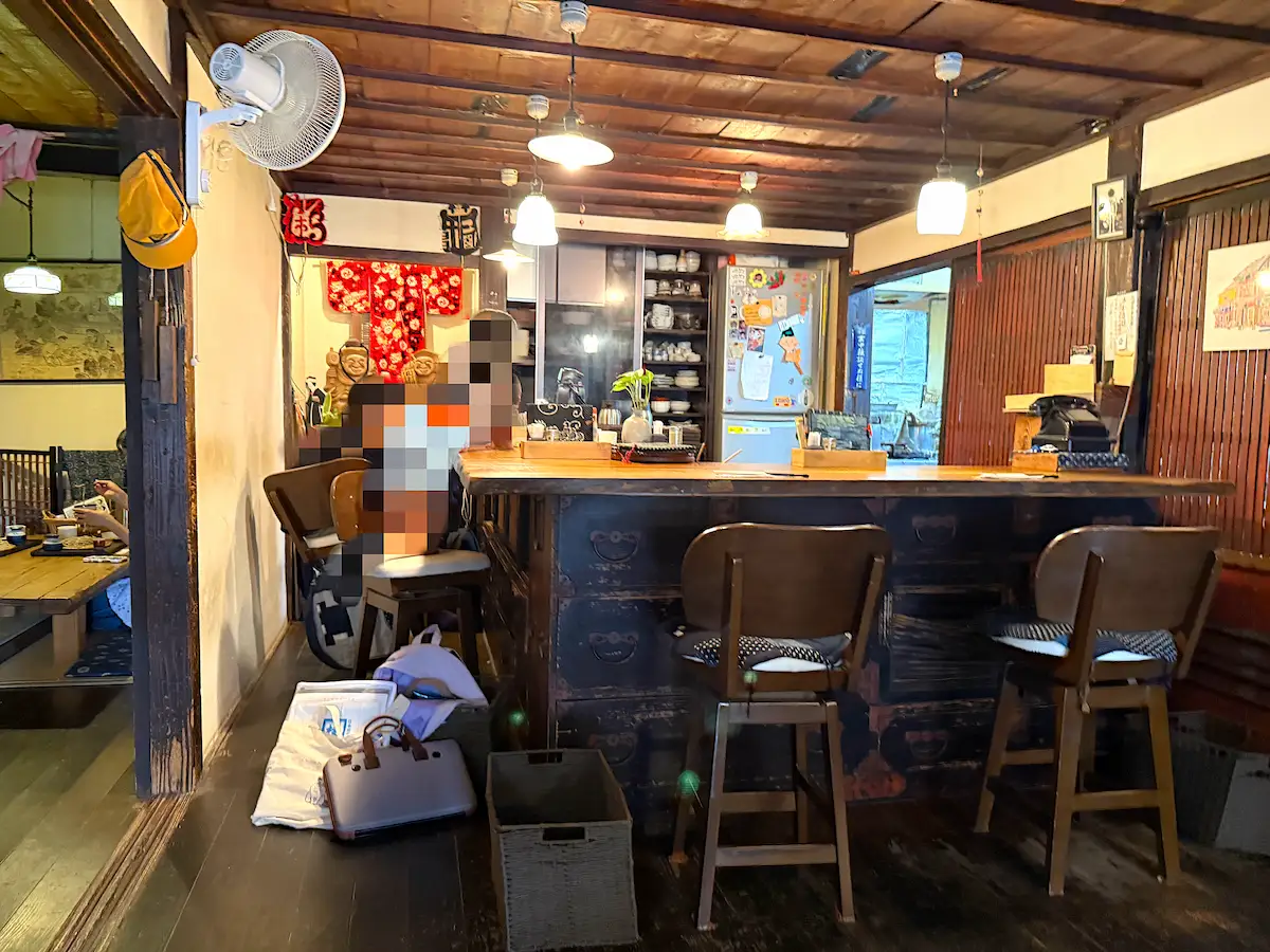 「そば季里 史蔵」の店内