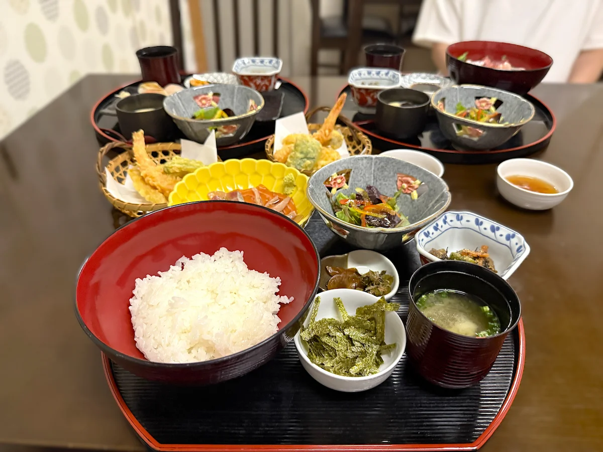 すし庵 すずめの漬け丼定食