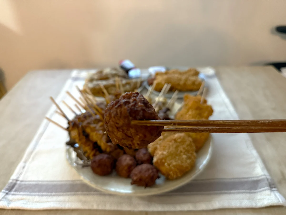 「肉のまえはら」のミンチボール