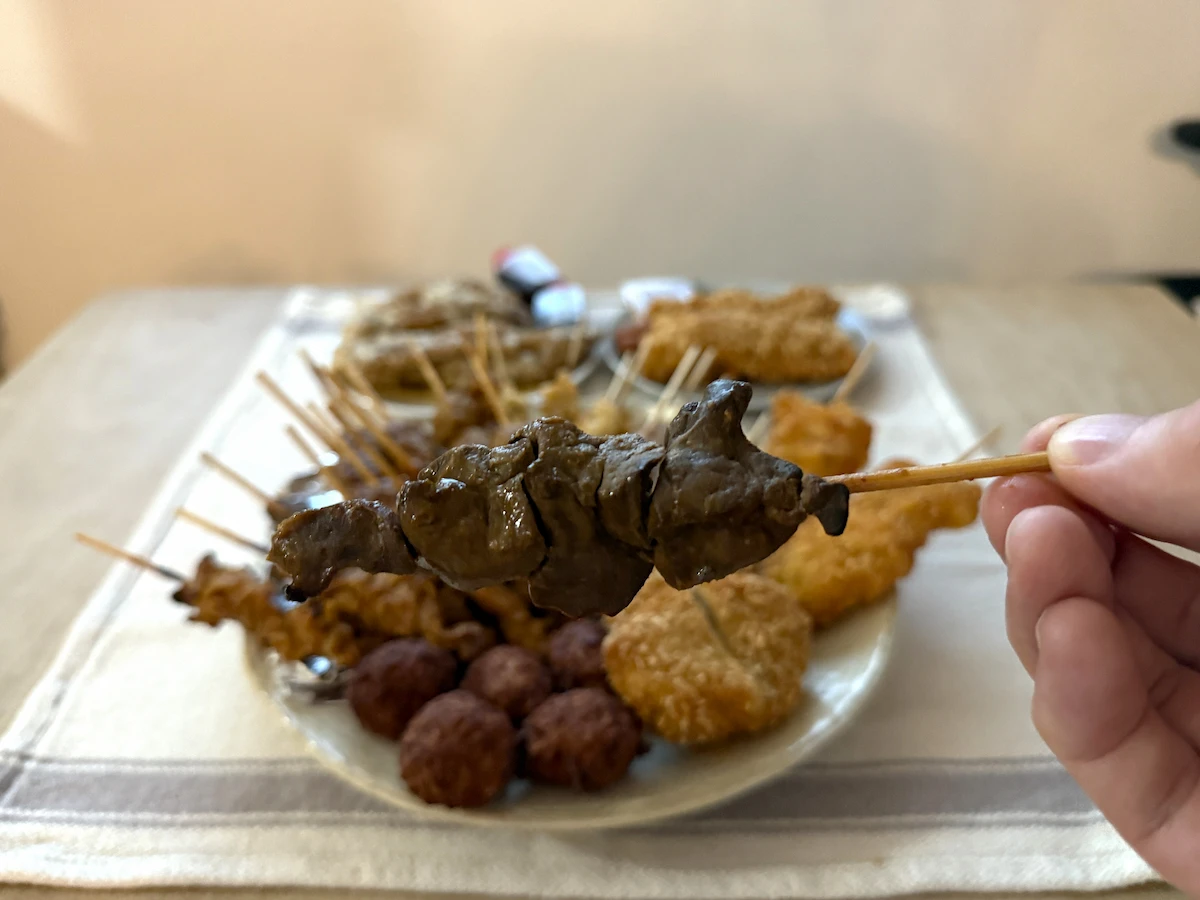 「肉のまえはら」の焼とりきも