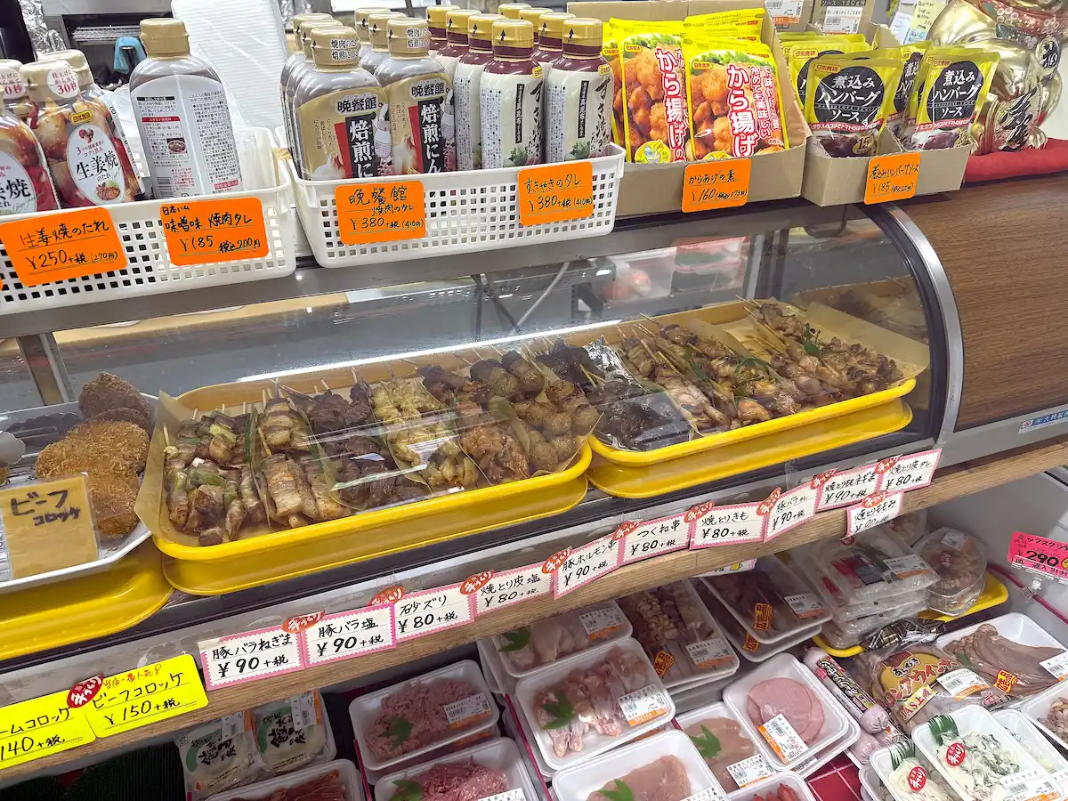 「肉のまえはら」の店内