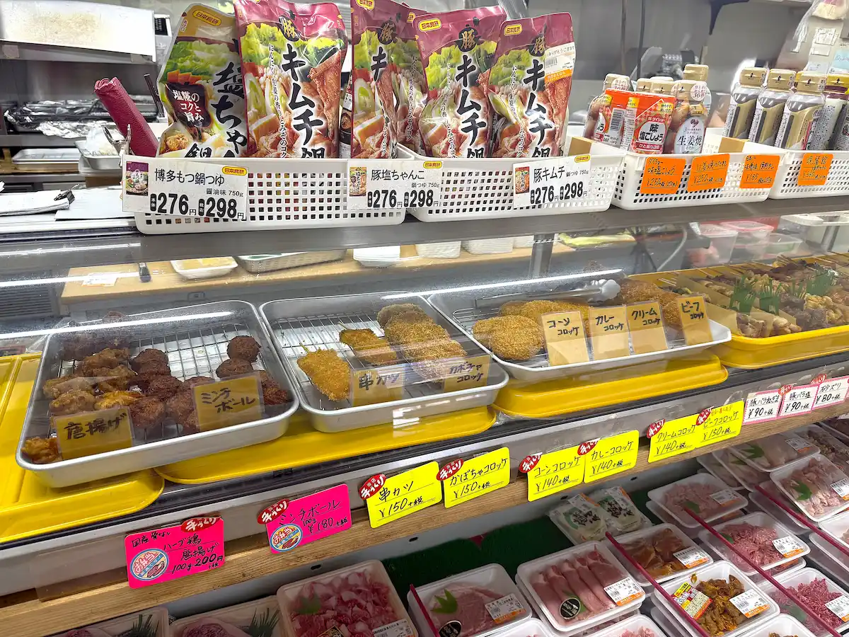 「肉のまえはら」の店内