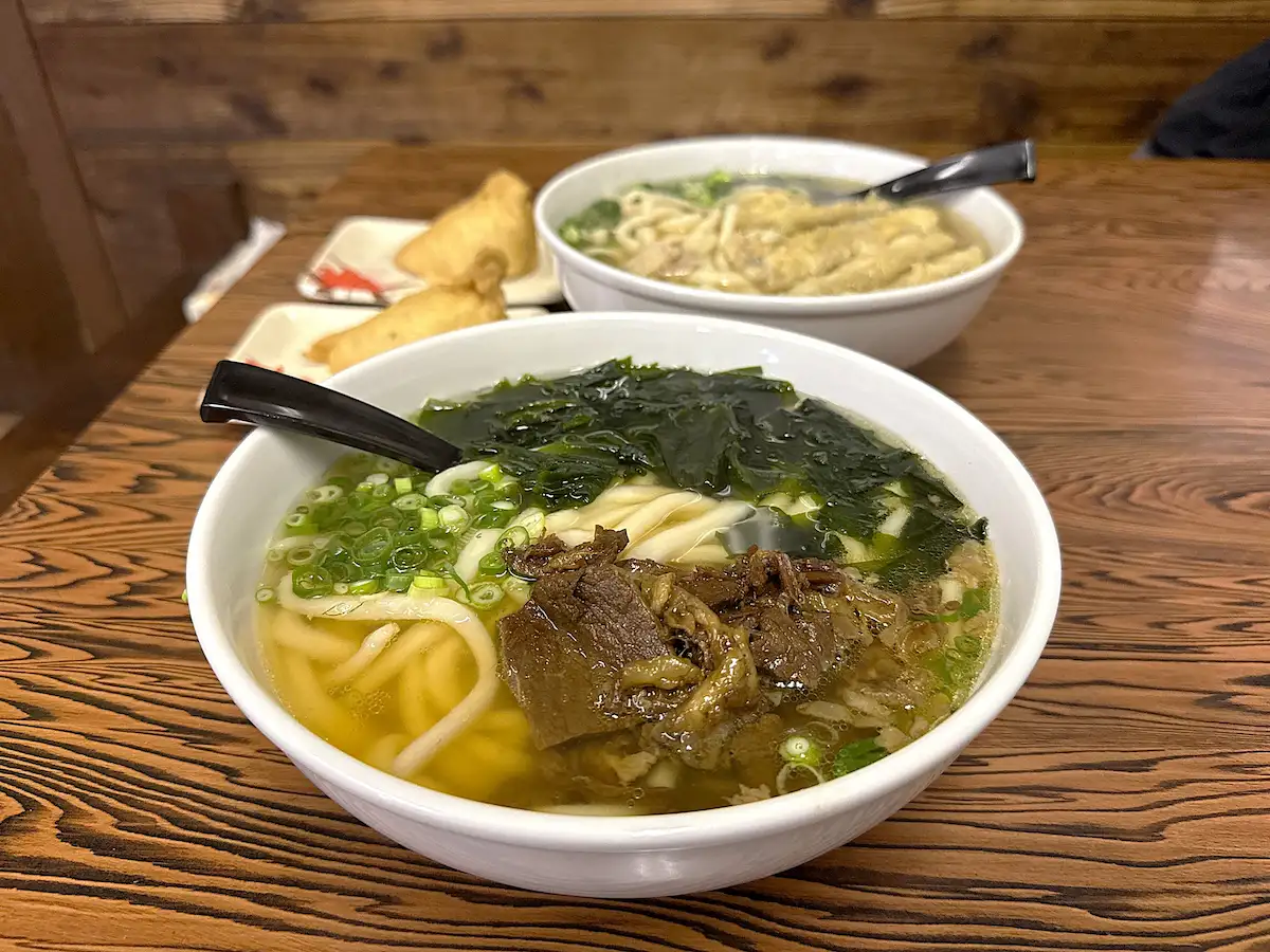一升五合の肉うどん