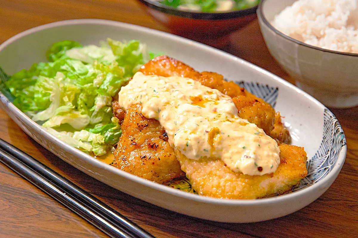 第16回からあげグランプリ「チキン南蛮部門」で最高金賞を受賞した筑後地方のお店はどれ？（ちくごクイズ）