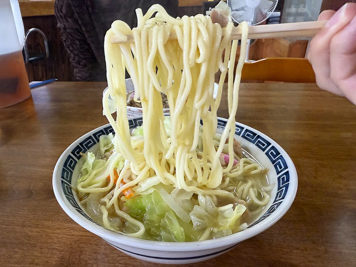 「富士食堂」のチャンポン③