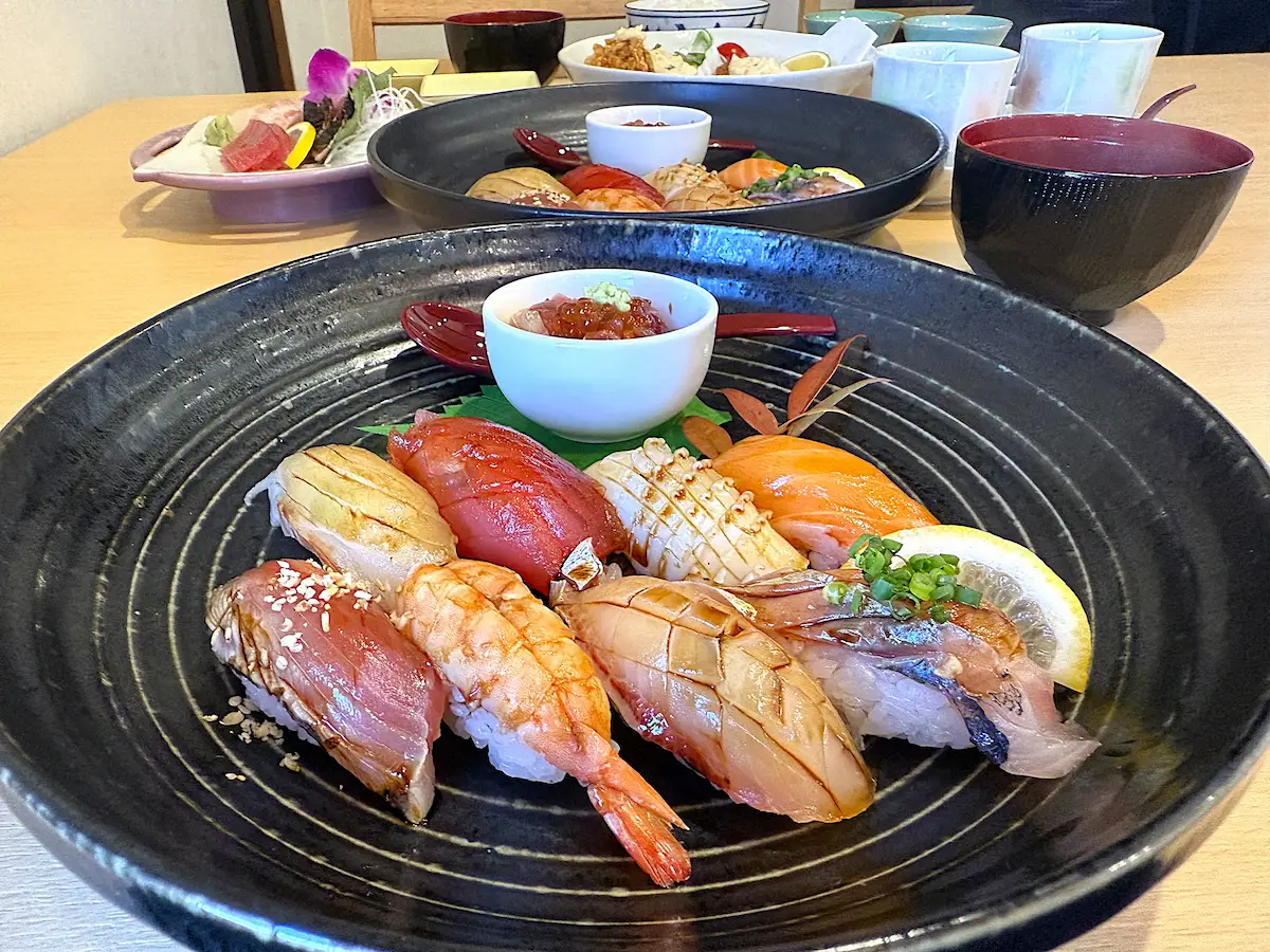 「和食居酒屋こわっぱ」の寿司定食