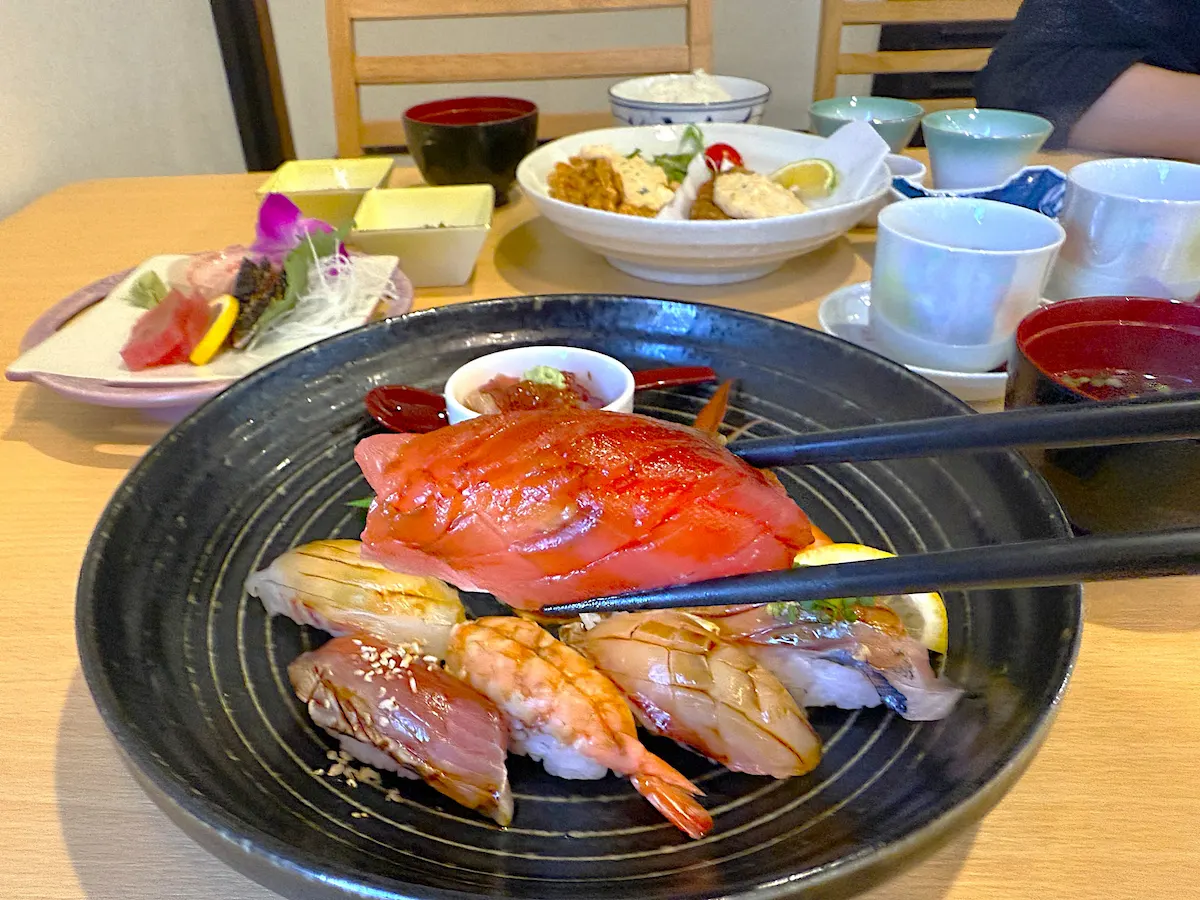 「和食居酒屋こわっぱ」の寿司定食