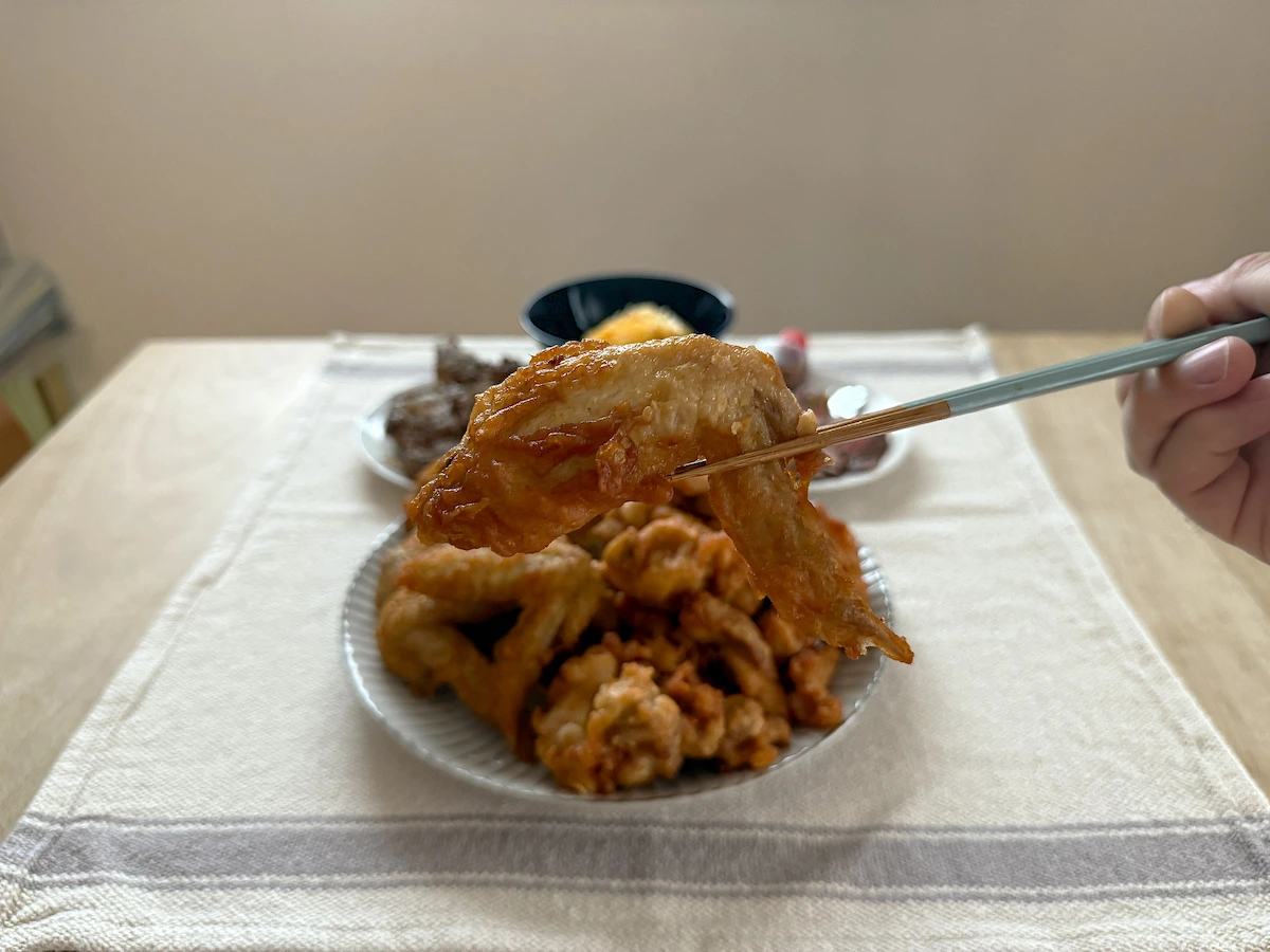 「肉の伊藤」の手羽先唐揚げ