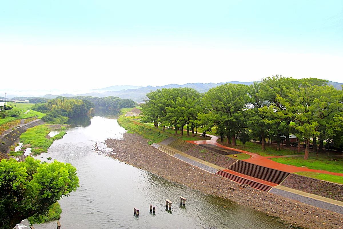 筑後地方にある高校のうち「実は甲子園に出場したことがある学校」は次のうちどれ？（ちっごクイズ）