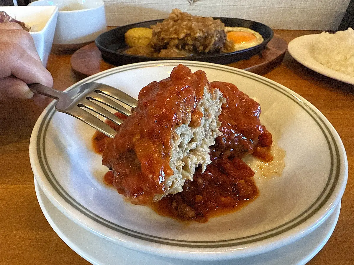 「ハンバーグ専門店 ピーナッツ」のツインハンバーグランチ⑤