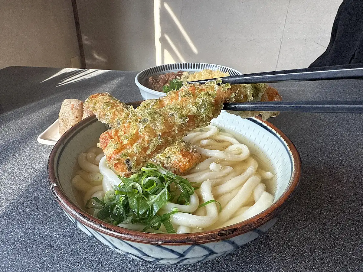 「吉屋うどん」の竹輪天うどん④