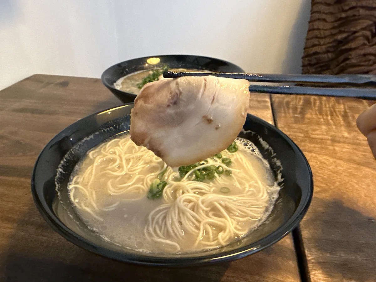 「ラーメンりょうま」のラーメン④