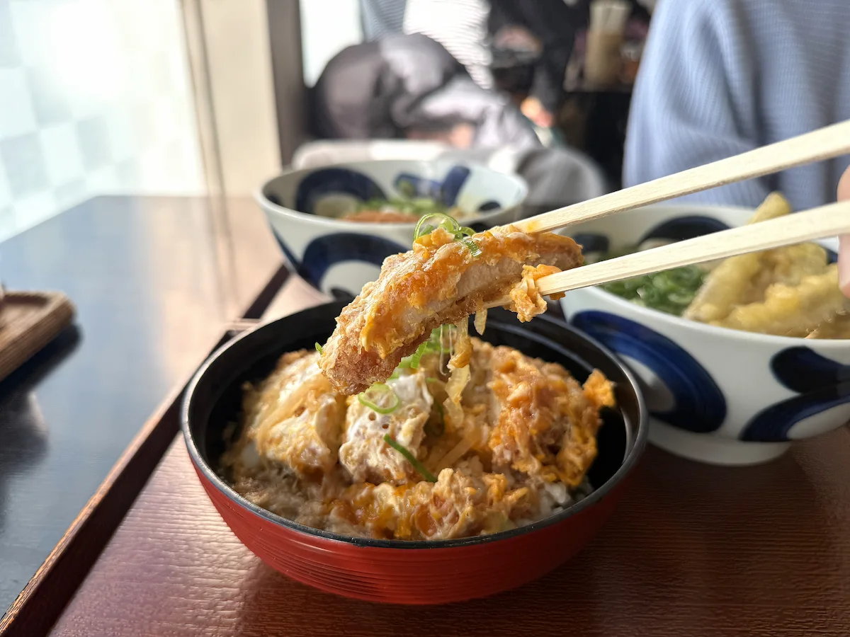 華新うどんのかつ丼②