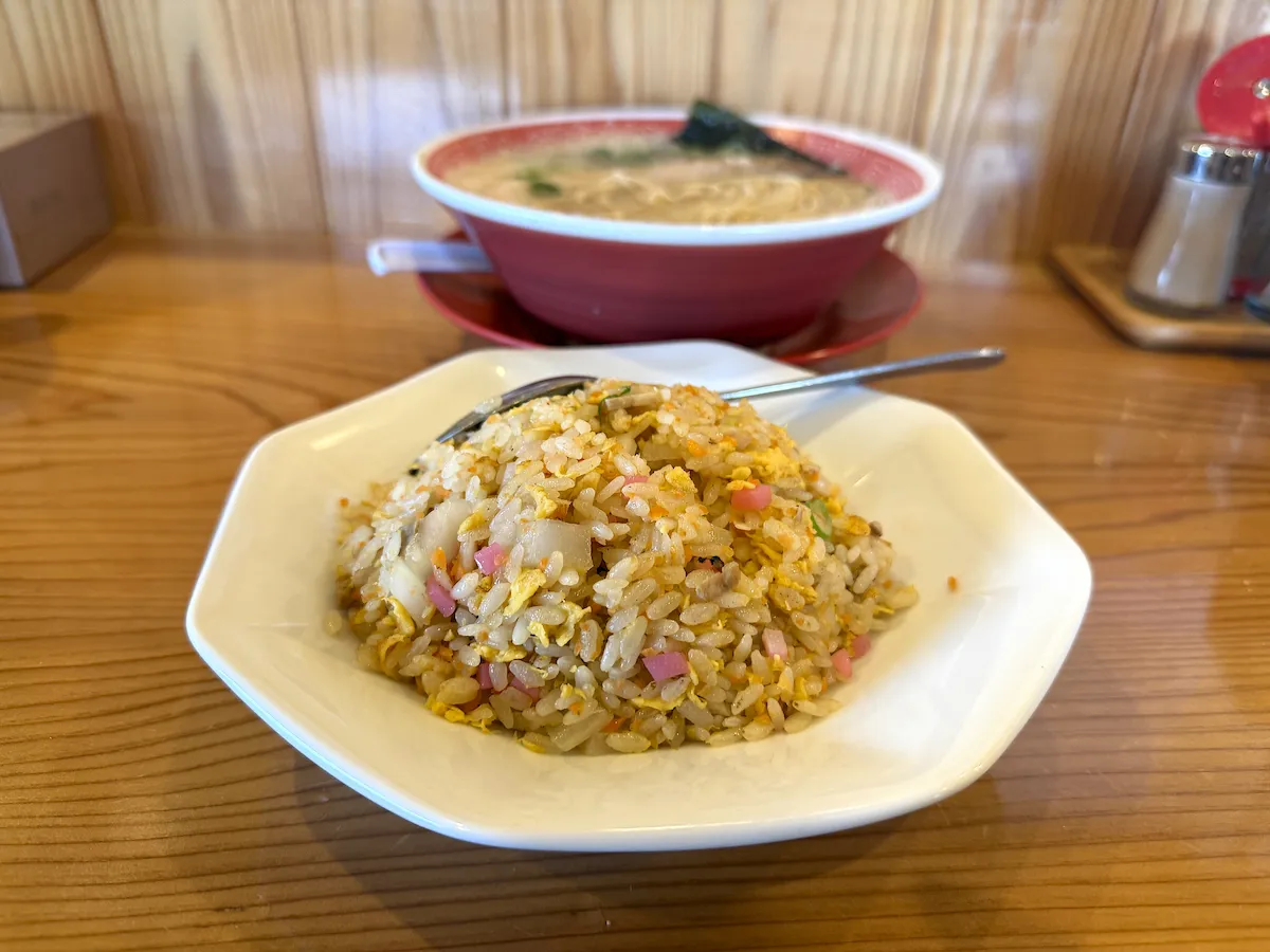 「ラーメンとことん」のミニ焼きめし①