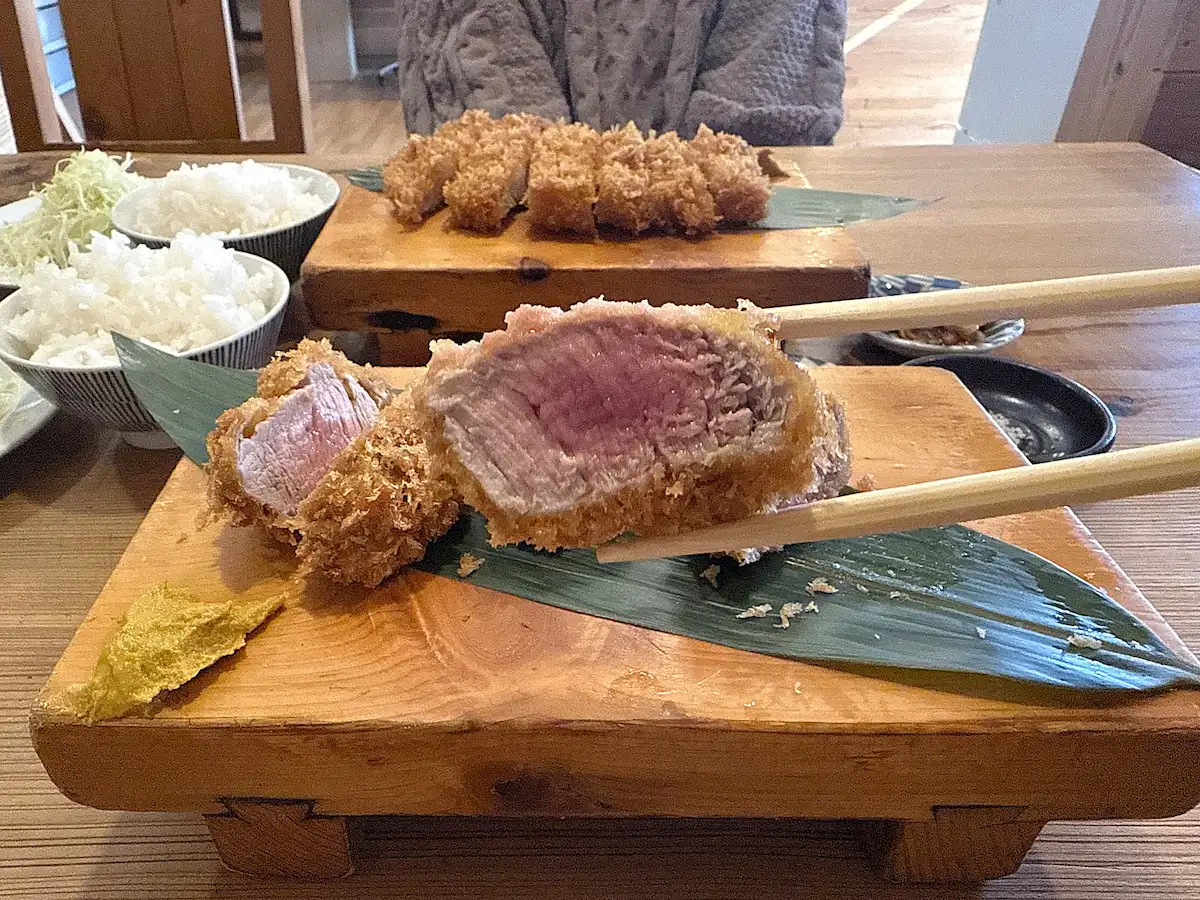 「とんかつ紅の豚」のヒレかつ