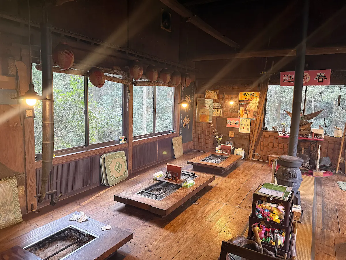 「山の民つづら」の店内②