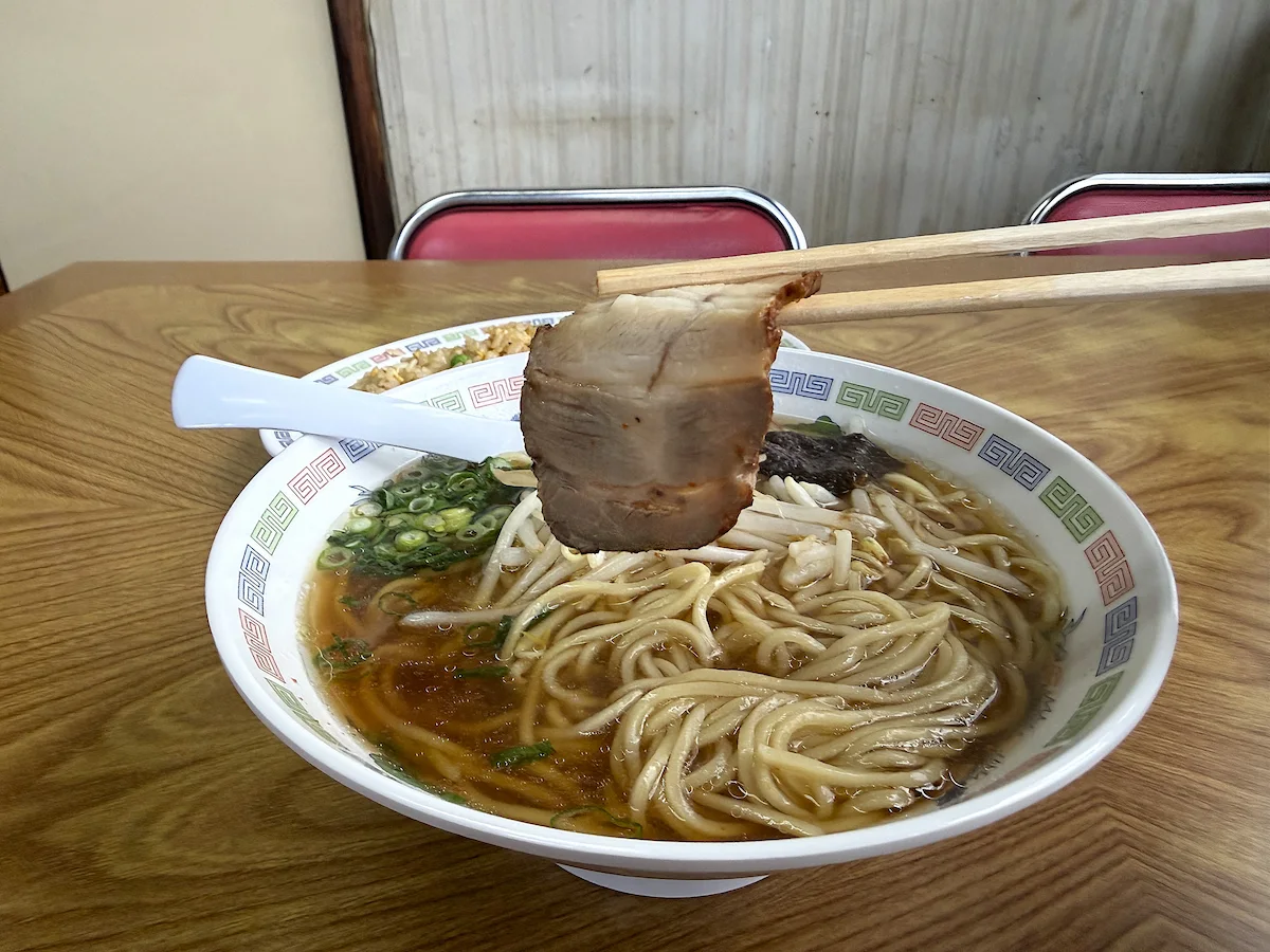 「さつまラーメン 大川店」のしょうゆラーメン④