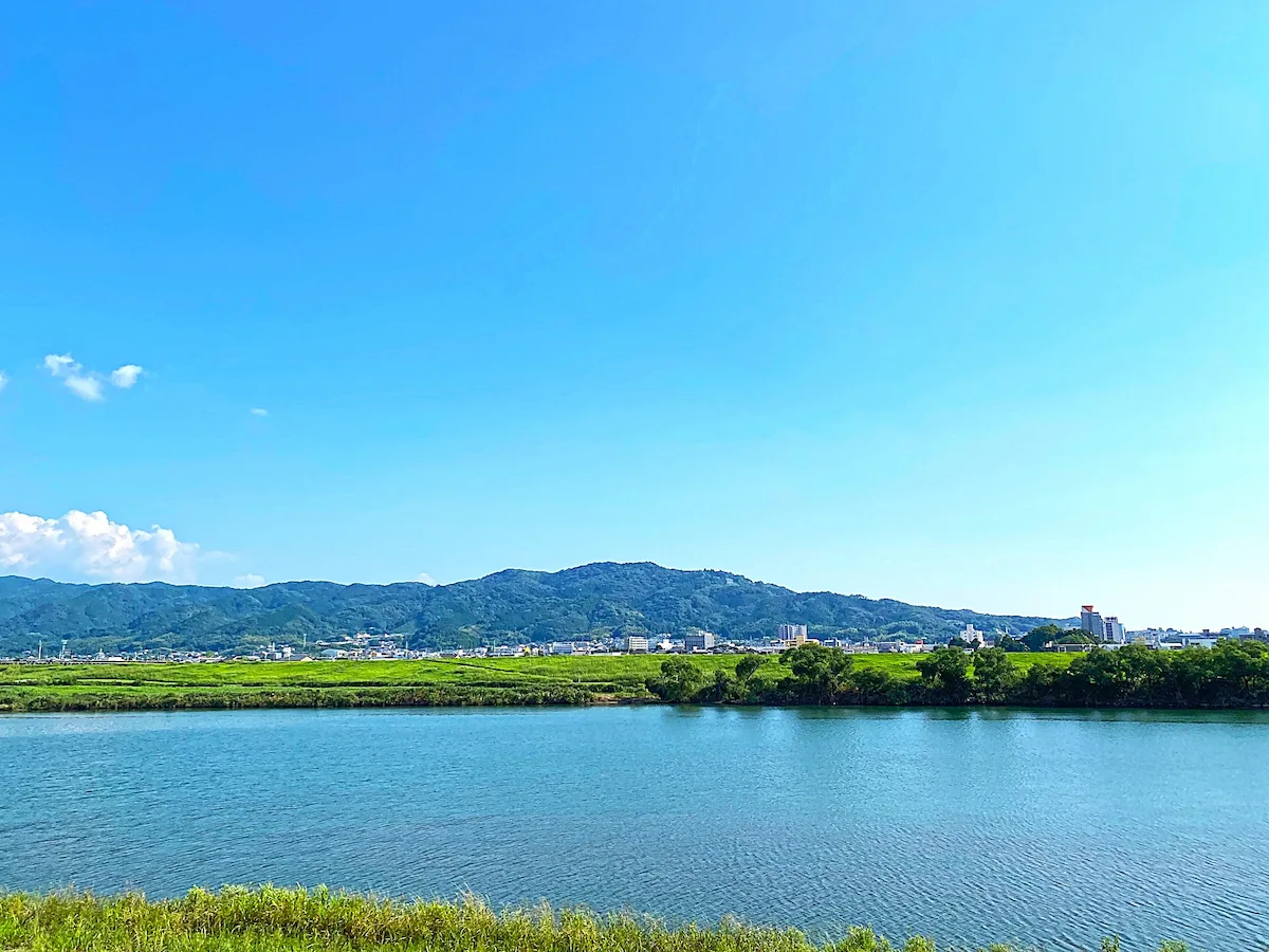 筑後弁「ぎゅった」と「おとんことんなか」の意味はなに?(ちっごクイズ)