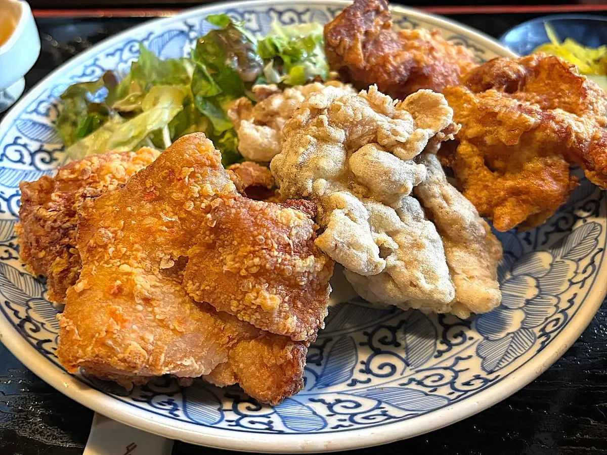 絶品鶏料理が人気な朝倉市の名店を選出！「食堂 百名店2026」に福岡県から11店も選ばれてる