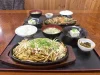 「市場食堂」のスペシャル焼きそば定食とスタミナ鉄板定食を食べてきた！（大牟田市）