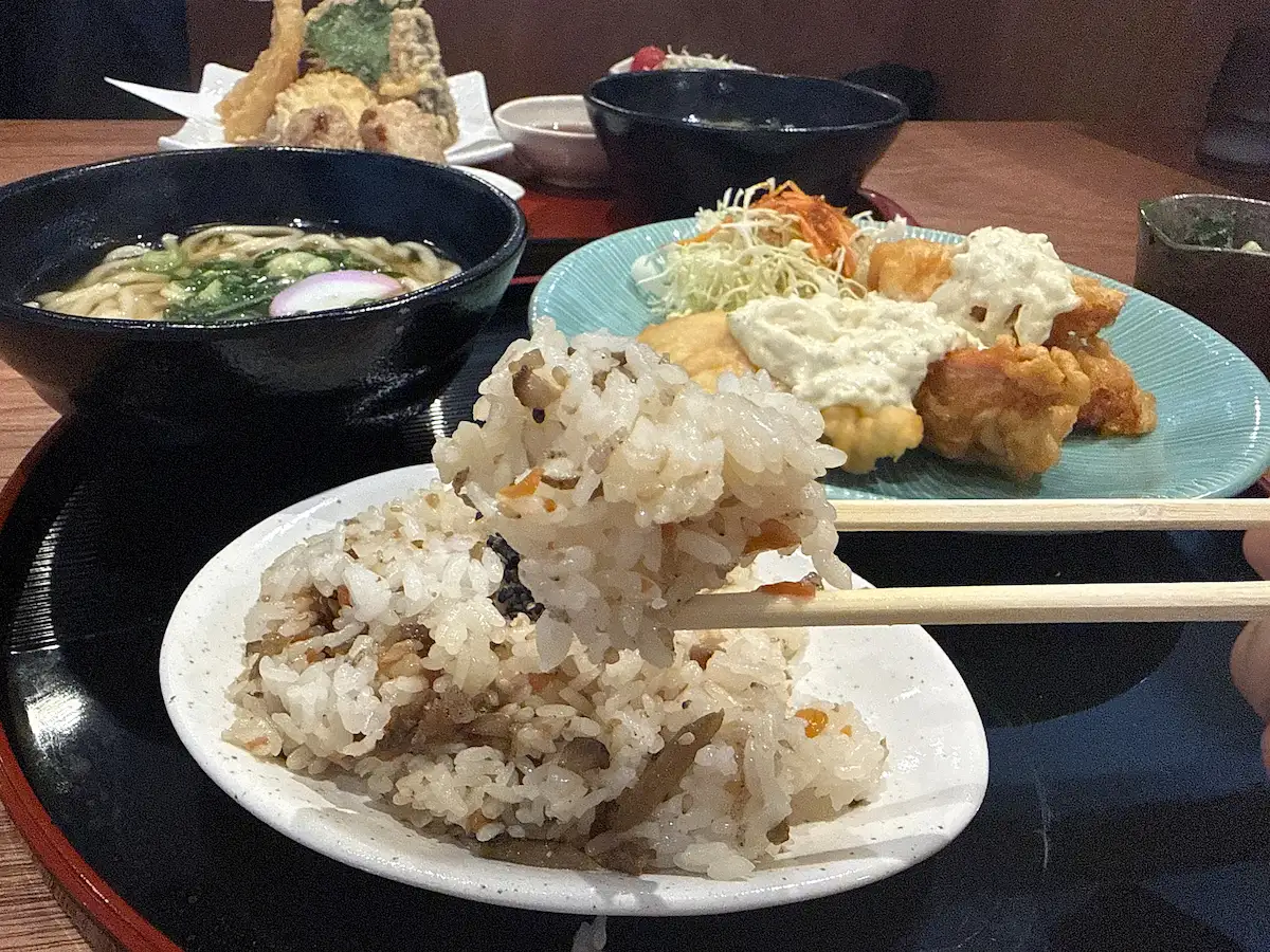 「徳兵衛うどん 筑後店」のとり天南蛮定食⑤