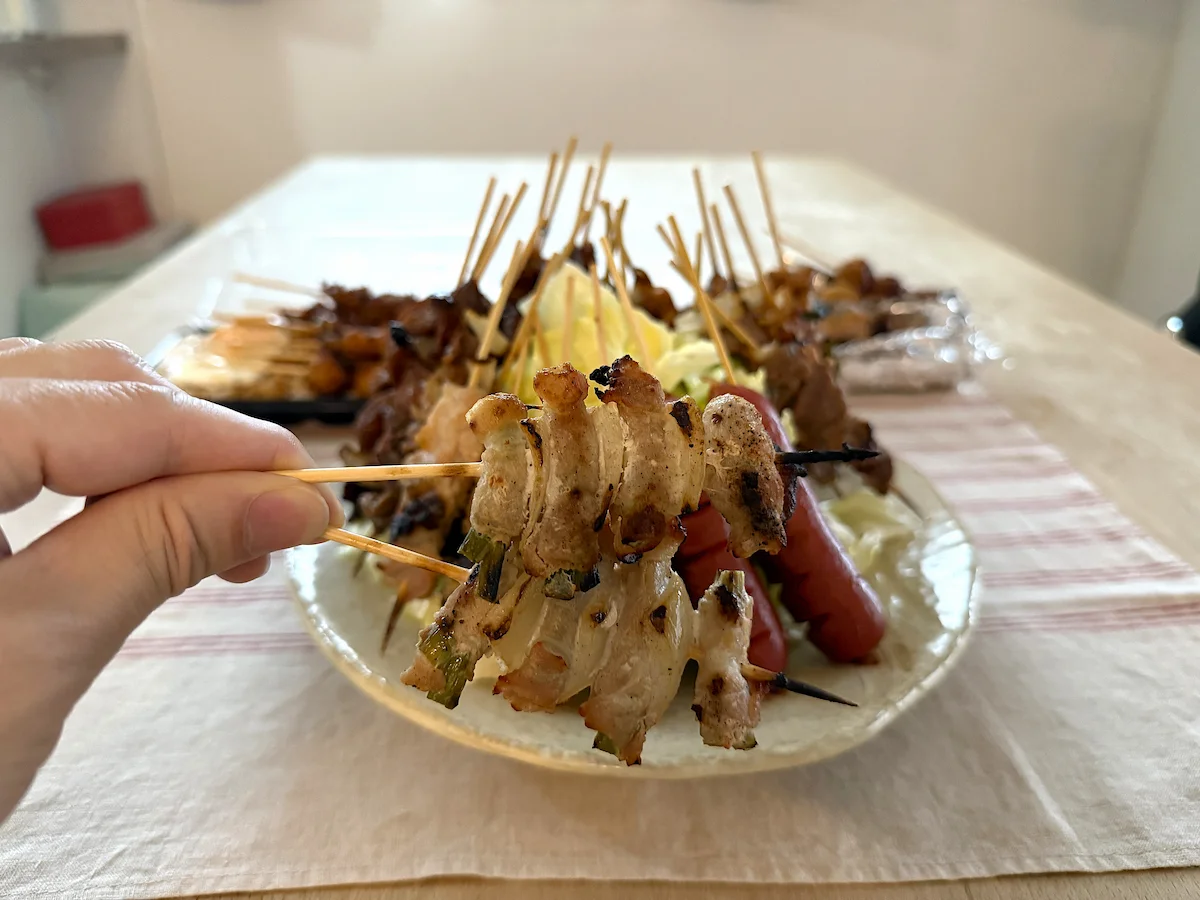 「やきとり二番」のアスパラ巻