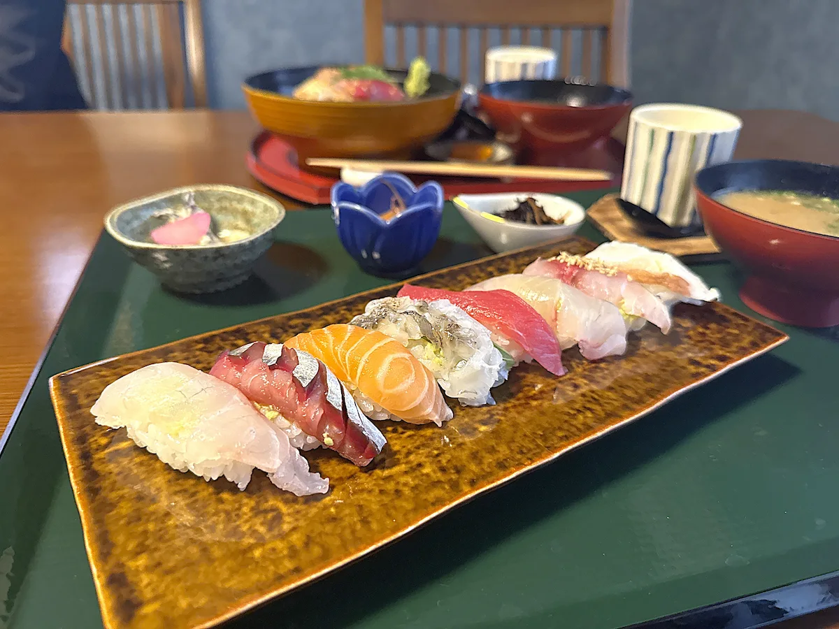 「旬彩割烹なかむら」の寿司ランチ②