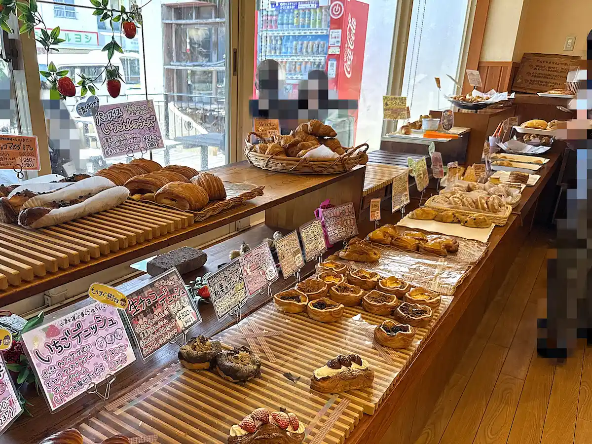 「どんぐりの樹」の店内②