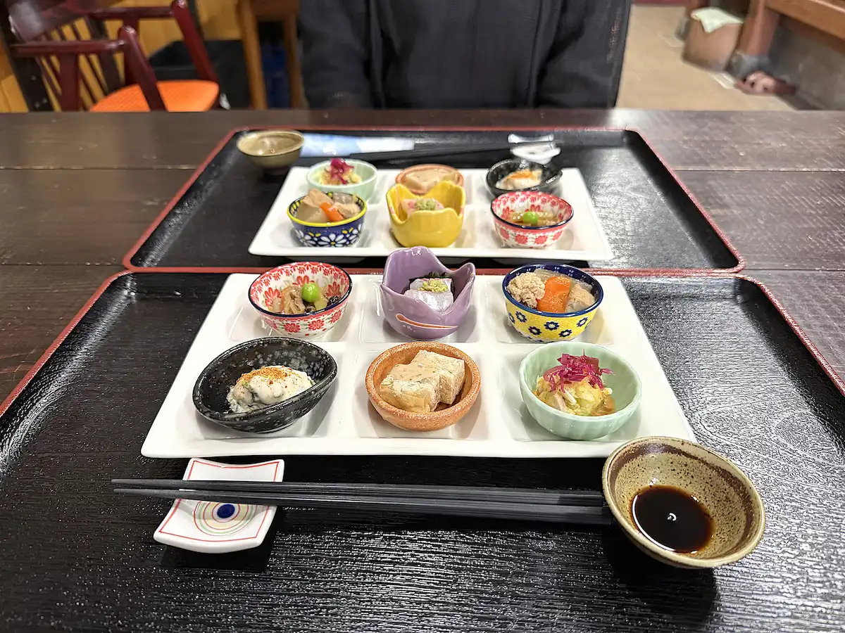 「うなぎや食堂」の前菜①