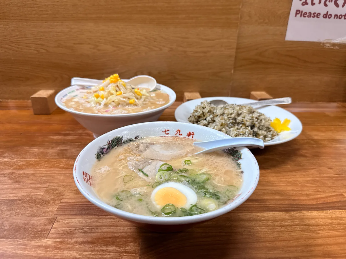 「七九軒」のラーメンとチャンポンと高菜めしを堪能（大川市）