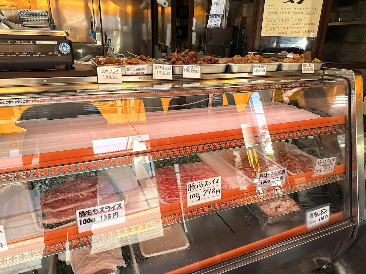 「鳥好食肉店」の店内②